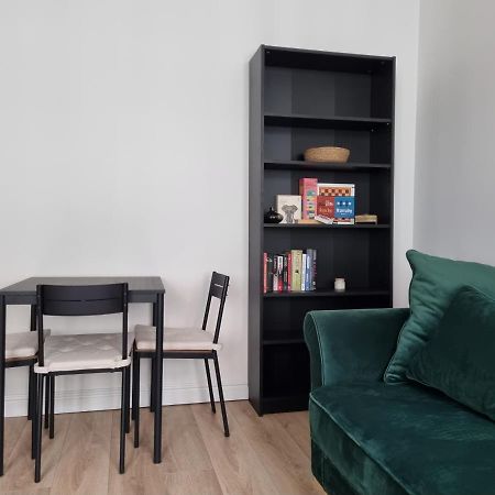 Апартаменты Apartament W Kamienicy Познань Экстерьер фото